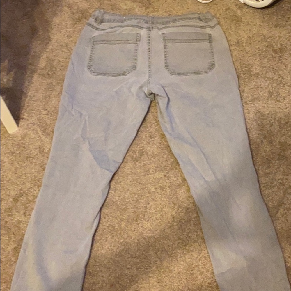 Jeans - Picture 3 of 4